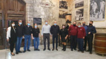 חתימת ההסכם הקיבוצי ביקבי כרמל (צילום: דוברות ההסתדרות)