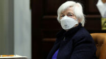 שרת האוצר האמריקאית ג'נט ילן (צילום: REUTERS/Tom Brenner/File)