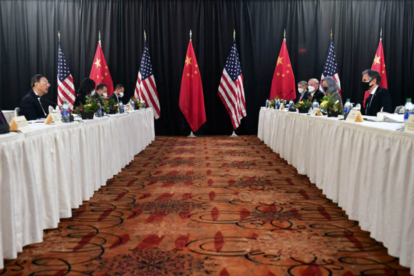 מפגש בין ארה"ב לסין באלסקה, מרץ 2021. (צילום: Frederic J. Brown/Pool via AP)