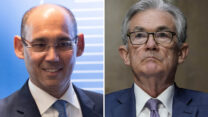 נגיד הפדרל רזרב ג'רום פאוול ונגיד בנק ישראל אמיר ירון (צילום: AP Photo/Susan Walsh, Pool, יונתן זינדל/פלאש90)