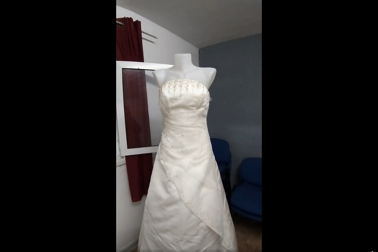 שמלה בסלון בואי כלה- סלון כלות חברתי באשקלון. (צילום: אלבום פרטי)