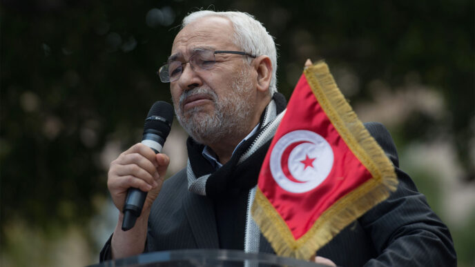 רשיד רנושי, ראש מפלגת א-נהדה בתוניסיה. &quot;האיסלמיסט המשמעותי ביותר ואחד הדמוקרטים הבולטים בעולם&quot; (AP Photo/Amine Landouls)