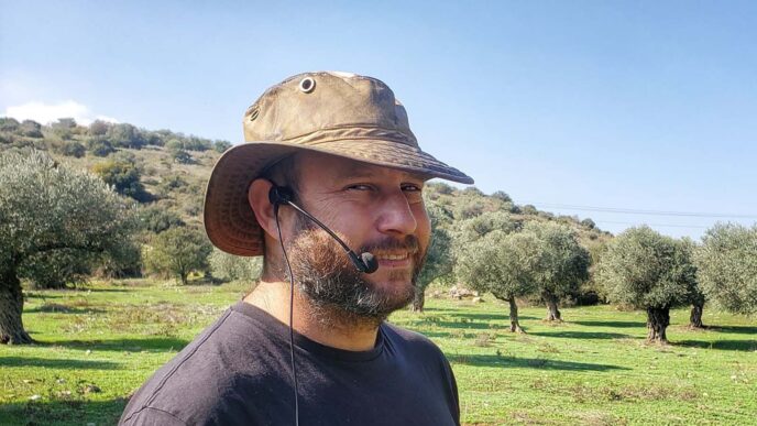 אורי מאיר צ'יזיק. "מסורת שהולכת ונעלמת ועלינו לשמור אותה" (צילום: ויקיפדיה)