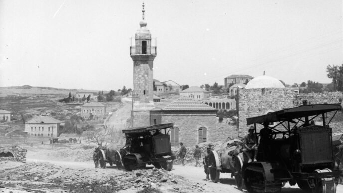 סלילת דרך ליש מסגד שיח' ג'ראח  ב-1918. המחלוקות סביב ההתיישבות היהודית בשכונה ארוכת שנים (צילום: ויקיפדיה)