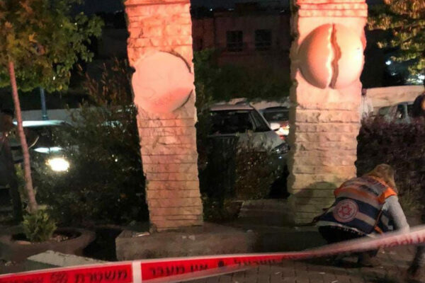 זירת האירוע במעלות תרשיחא בה נפגע נער בן 15 שמאוחר יותר מת מפצעיו. (צילום: מד"א)