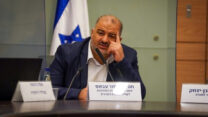 יו"ר הוועדה מנסור עבאס (צילום: נועם מושקוביץ, דוברות הכנסת)