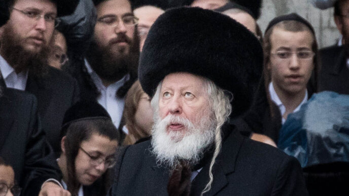 רבי יעקב אריה אלתר, האדמו"ר מגור בחתונת נכדו בירושלים, 2019. "האדמו"ר יודע לכוון אותך לפי מה שנכון בדור שלנו" (צילום: Yonatan Sindel/Flash90)