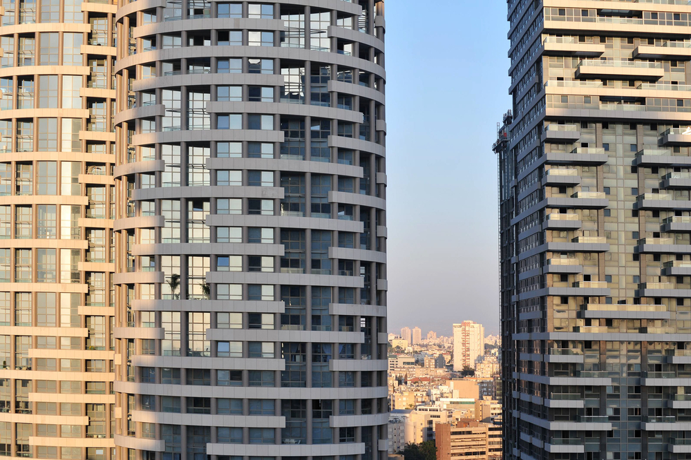 Israel Travel Photos - Tel Aviv Skyscrapers apartment buildings in North Tel Aviv, Israel.
depositphotos קרדיט תמונה