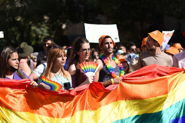 חיוכים של גאווה: המצעד הירושלמי בתמונות