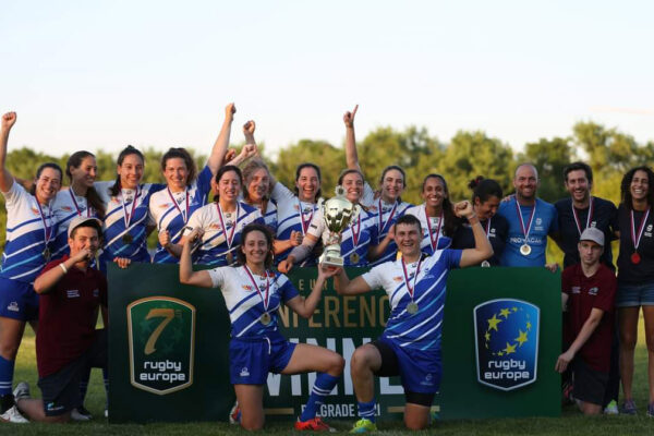 נבחרת הנשים של ישראל ברוגבי זוכה באליפות אירופה דרג ג' (צילום: התאחדות האירופאית ברוגבי)