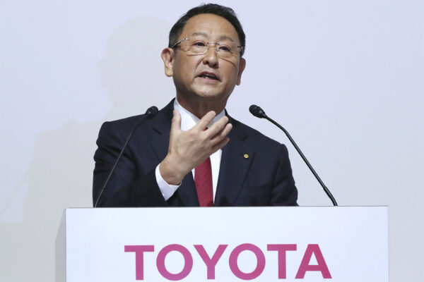 אקיו טויודה, נשיא יצרנית הרכב טויוטה (צילום: AP Photo/Eugene Hoshiko, File)