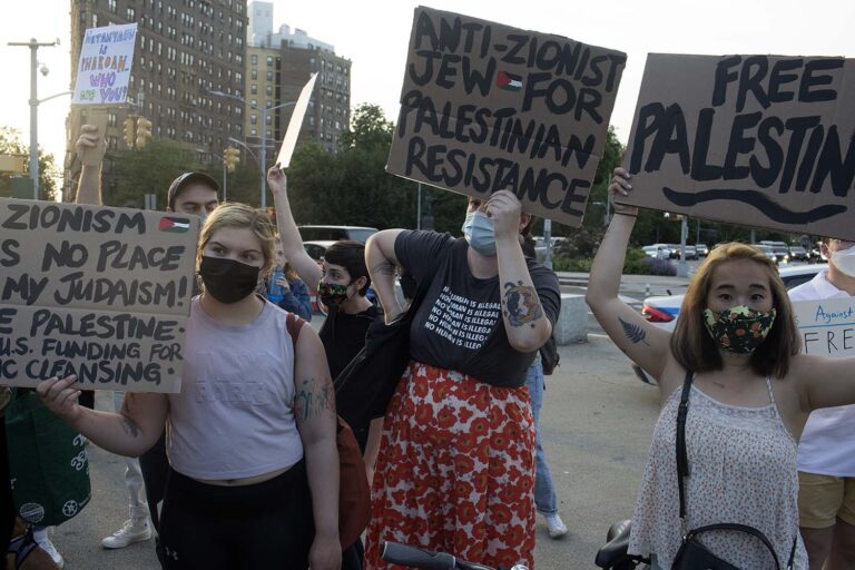 Members of the Brooklyn Jewish community demonstrate against the Israeli occupation on the last day of Operation Guardian of the Walls, May 21, 2021. Peace is no longer a useful word. (Photo: Andrew Lichtenstein, Corbis via Getty Images)