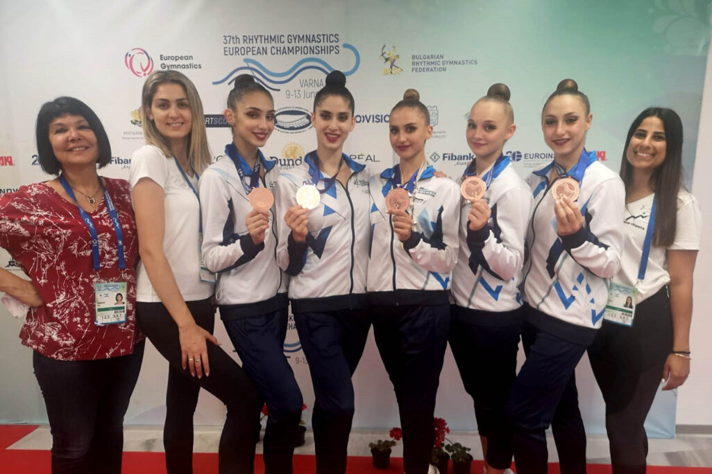 נבחרת ישראל בהתעמלות אמנותית זוכה במדליית הארד האליפות אירופה (צילום: איגוד ההתעמלות בישראל)