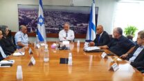 מפגש ראשון של הנהלת משרד האוצר והשר ליברמן (צילום: דוברות משרד האוצר)