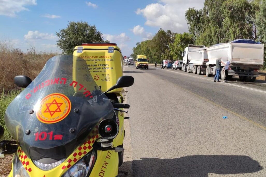 תאונת עבודה בכוכב הירדן (צילום: תיעוד מבצעי מד"א)
