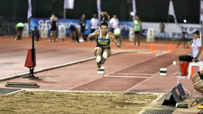 קופצת המשולשת חנה קנייזבה מיננקו באליפות ישראל באתלטיקה (צילום ארכיון: מקסים דופלי)