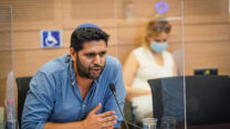 שי צרפתי בנו של הר' משה צרפתי ז"ל שנהרג באסון במירון (קרדיט צילום: נועם מושקוביץ', דוברות הכנסת)