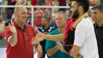 חיים אוחיון ז"ל (משמאל) (צילום: איגוד הכדורסל בישראל)