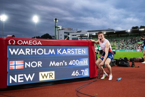 קרסטן וורהולם הנורבגי, שבר שיא העולם ב-400 מטר משוכות, שיא שהחזיק 29 שנים (צילום: BILDBYRÅN)
