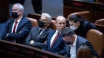 שרי הממשלה במליאת הכנסת. האם מפלגות השמאל מחוסרות לחלוטין אידיאולוגיה של דאגה לאדם העובד? (צילום: יונתן סינדלר / פלאש 90)
