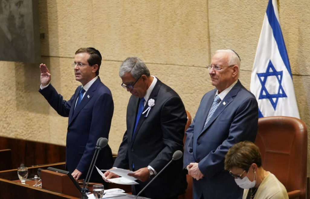 נשיא המדינה ה-11 יצחק בוז׳י הרצוג במליאת הכנסת (דוברות הכנסת - דני שם טוב, נועם מושקוביץ)