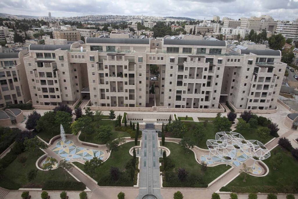 מגדלי יוקרה בירושלים. בישראל 73 אלף דירות רפאים, רובן בבעלות תושבי חוץ עשירים (צילום: ליאור מזרחי, פלאש 90)