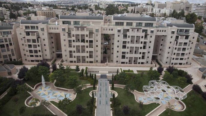 Gosr apartments in Jerusalem. (Photo: Lior Mizrahi/Flash90)