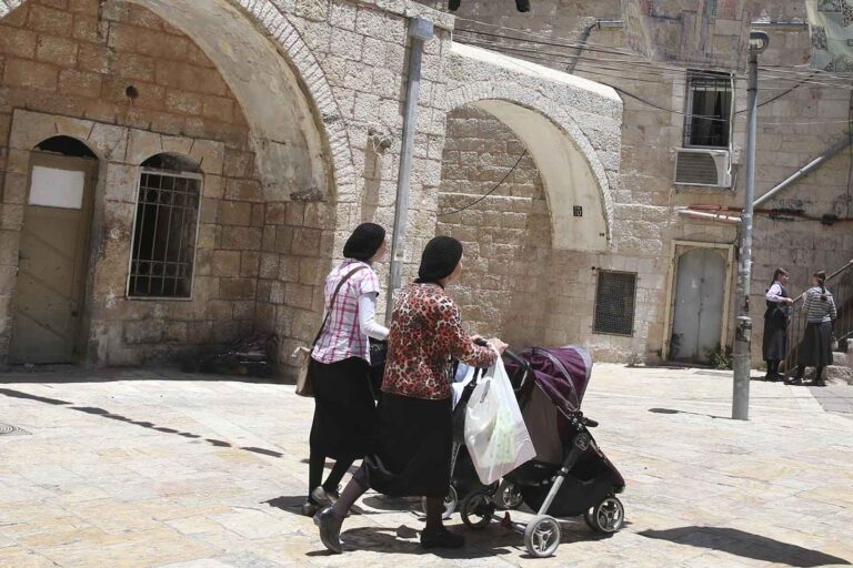 נשים חרדיות (צילום: נתי שוחט/פלאש 90)