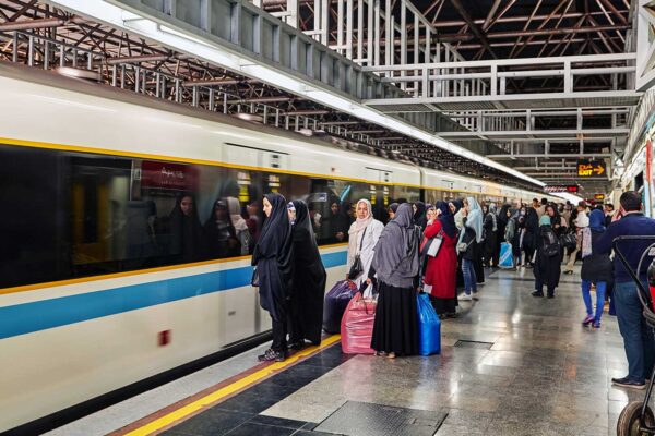 תחנת רכבת באיראן (צילום: Grigvovan / Shutterstock.com)