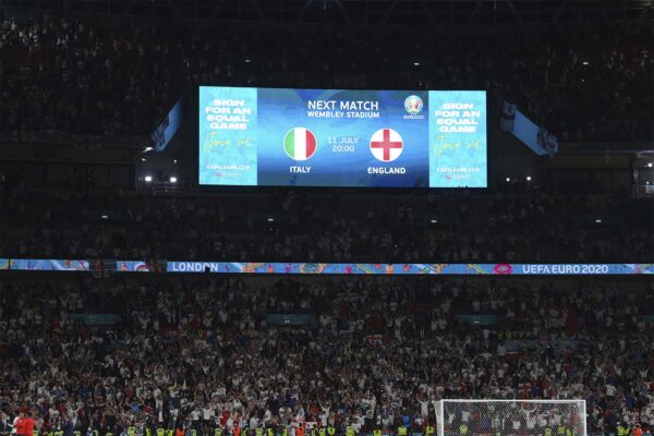 אצטדיון 'וומבלי' מוכן לגמר היורו בין אנגליה ואיטליה (צילום: Laurence Griffiths/Pool Photo via AP)
