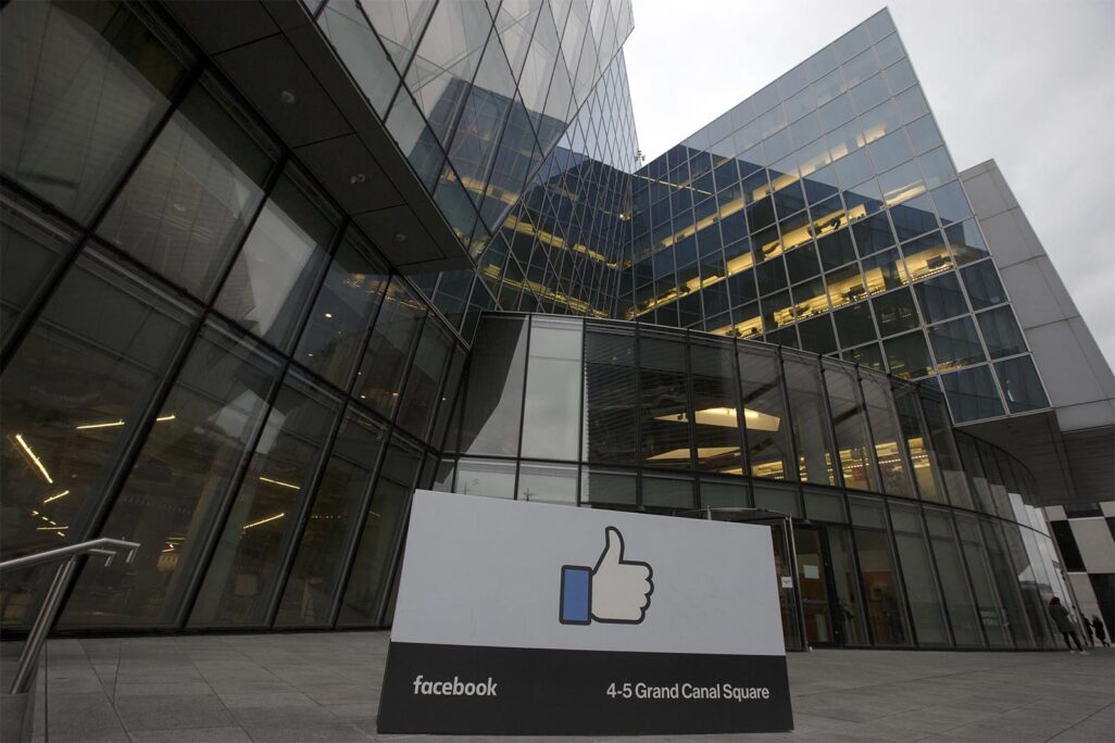 משרדי פייסבוק באירלנד (צילום: Laura Hutton / Shutterstock.com)