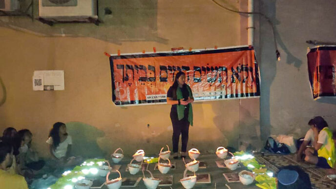 ערב לימוד משותף בירושלים לזיכרון ולמחאה על תופעת התאונות בענף הבניין. (צילום: תנועת מעגלי צדק)
