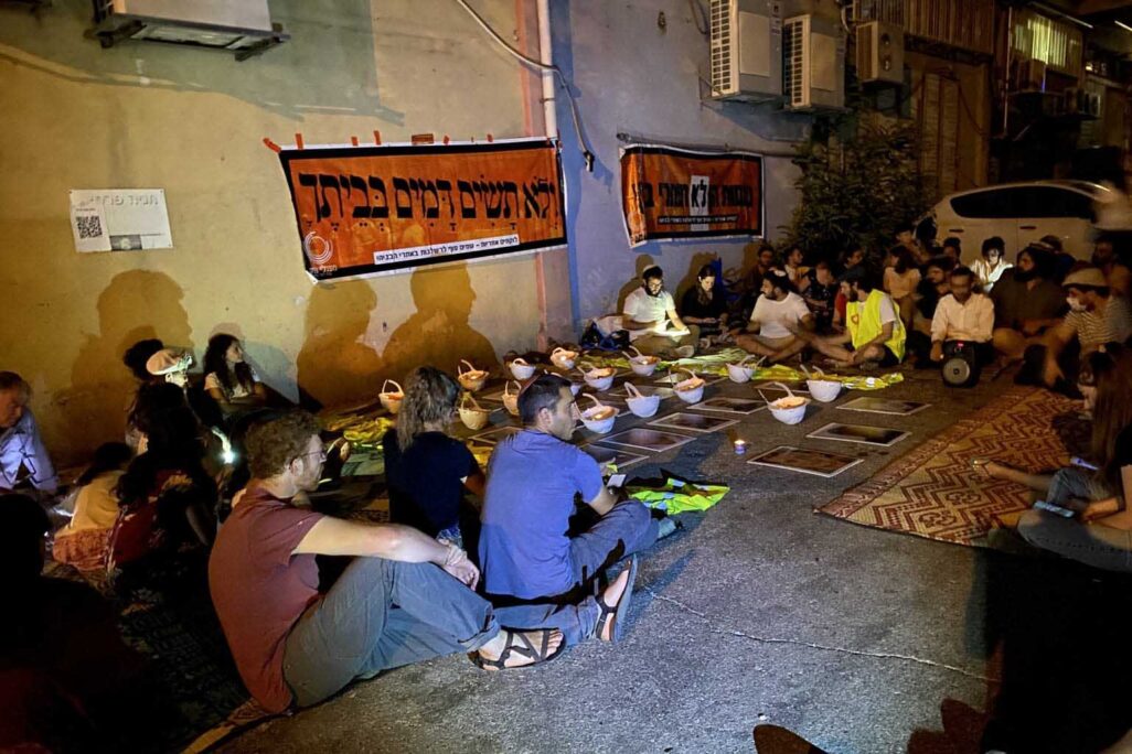 ערב לימוד משותף בירושלים לזיכרון ולמחאה על תופעת התאונות בענף הבניין. (צילום: תנועת מעגלי צדק)