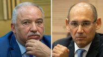 נגיד בנק ישראל, אמיר ירון, ושר האוצר, אביגדור ליברמן (צילום: יונתן סינדל / פלאש 90)