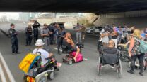 מחאת הנכים בנתיבי איילון (צילום: לביא נאור דוברות קבוצות מחאת הנכים)