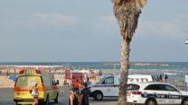 זירת המוות, חוף גורדון תל אביב (צילום: מד"א)