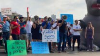 הפגנת 'השכמת בוקר' למנכ״ל חברות אלפא של ועד העובדים (ללא קרדיט)