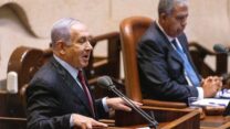 ראש האופוזיציה בנימין נתניהו במליאת הכנסת (צילום: אוליבייה פיטוסי/פלאש90)