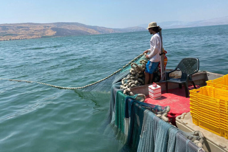 Lap fishing. “People can't believe how good [the fish] taste.” (Photo: Yael Elnatan)