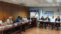יו"ר ההסתדרות ארנון בר-דוד מדבר בכנס הקמת שדולת העסקים הקטנים והבינוניים בכנסת. (צילום: ניצן בן צבי)