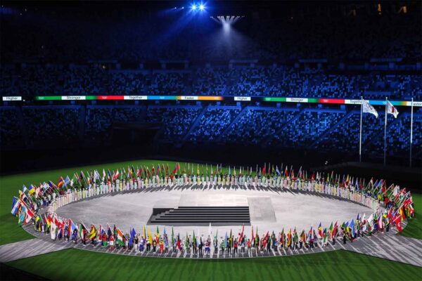 טקס הסיום של האולימפיאדה. אם מה שקרה בטוקיו 2020 הוא סימן לעתיד, אפשר להיות אופטימיים (צילום:  Ayman Aref/NurPhoto via Getty Images)
