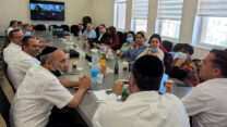 ישיבת ההקמה של הוועד הארצי של עובדי המועצות הדתיות. (צילום: ההסתדרות)