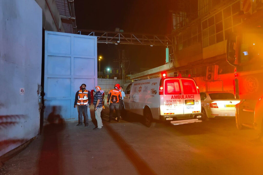 זירת התאונה בה נהרג הנער עלי ג'מיל בורקן (צילום: איחוד הצלה)