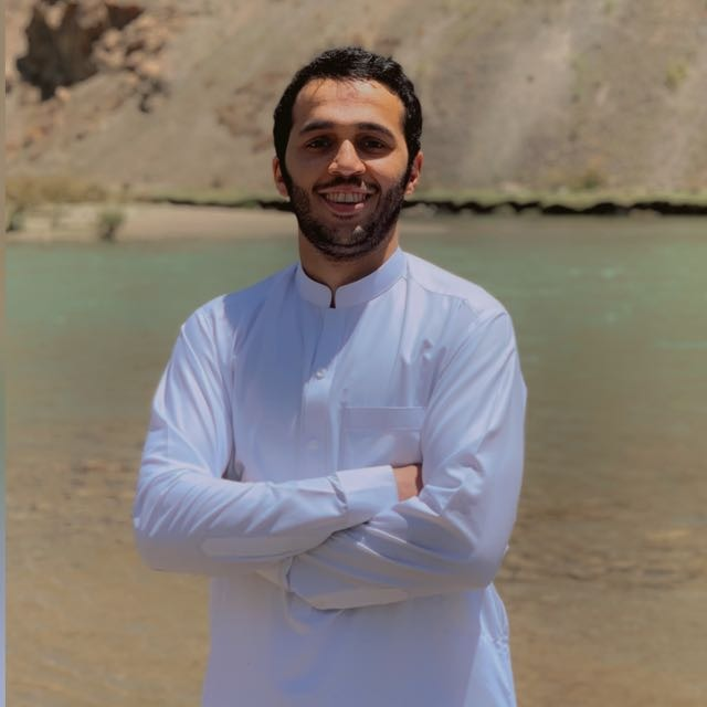 יאסיר מליקזאדה, סטודנט צעיר המתגורר בקאבול שבאפגניסטן (אלבום פרטי)