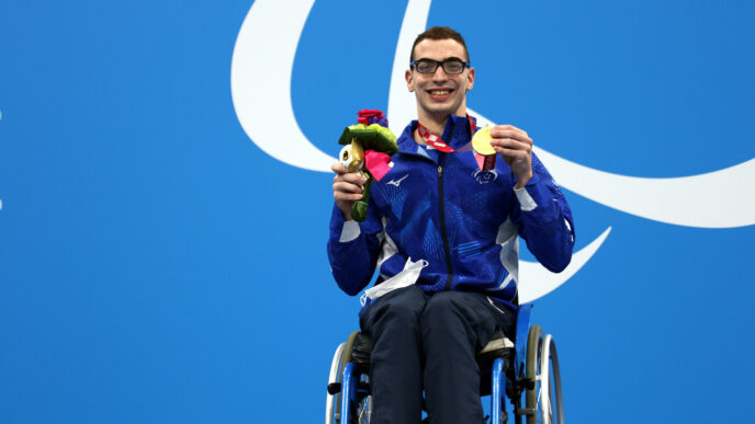 עמי דדאון זכה במדליית הזהב ב-50 מטר חופשי במשחקים הפראלימפיים בטוקיו (צילום: קרן איזקסון, הוועד הפראלימפי בישראל)
