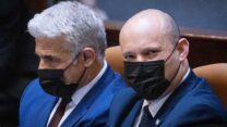 ראש הממשלה נפתלי בנט ושר החוץ יאיר לפיד (צילום: יונתן זינדל/פלאש 90)