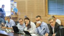 בכירים במשרד האוצר בדיון בוועדת הכספים. קרדיט צילום: נועם מושקוביץ, דוברות הכנסת