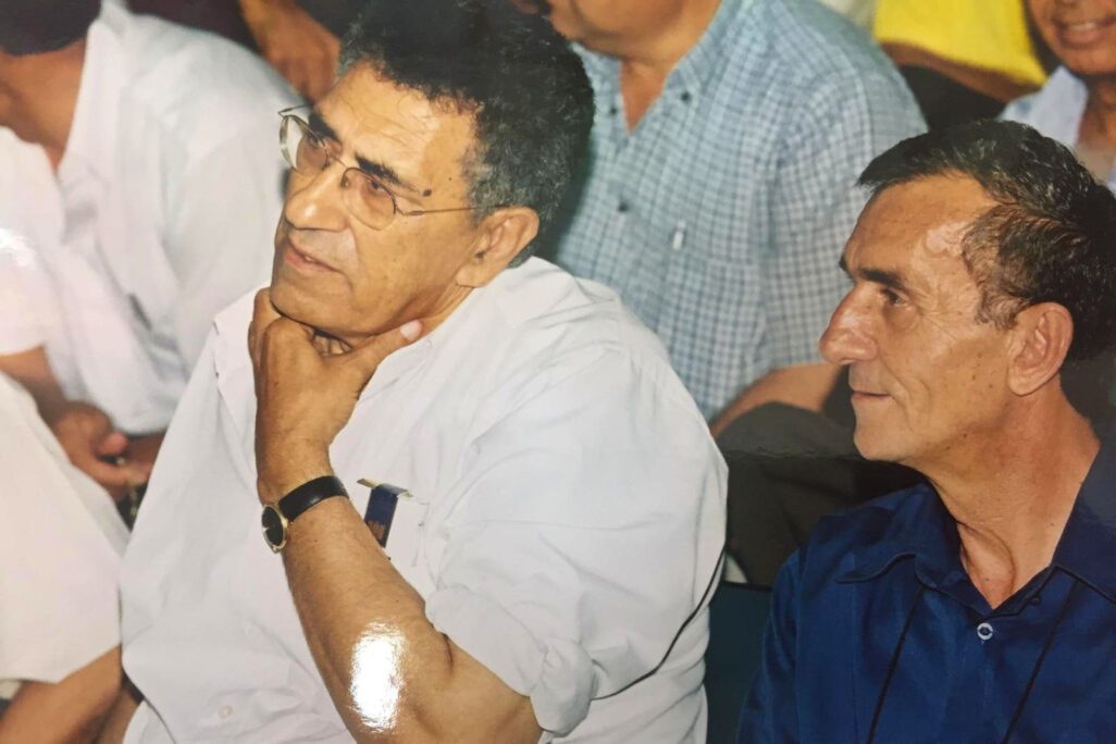 עאדל עתמאנה ונואף מסאלחה ז"ל, במרחב המשולש הצפוני של ההסתדרות בשנת 2005 (צילום: אלבום פרטי)