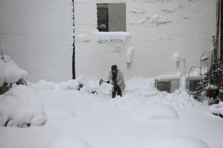 מדריד מכוסה בשלג, ינואר 2021 (צילום: AP Photo/Andrea Comas)