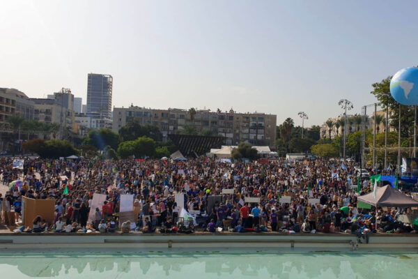 המחאה הסביבתית הגדולה ביותר אי פעם בישראל: כ-12 אלף השתתפו במצעד האקלים